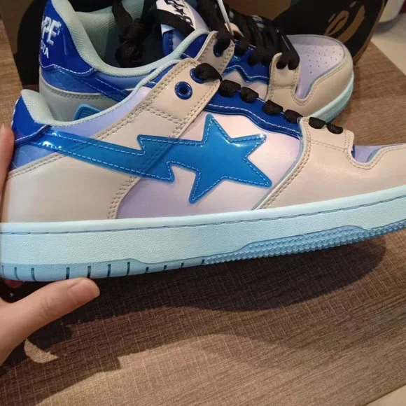 BAPE Gradient Blue All-match Sports Casual Shoes Meteor Shoes display picture 3